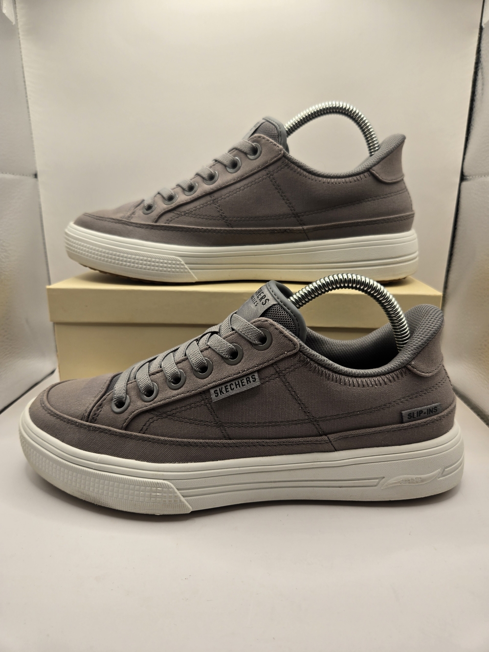 Skechers Men's Hands Free Slip-ins: Arch Fit Arcade. Mens 7.5